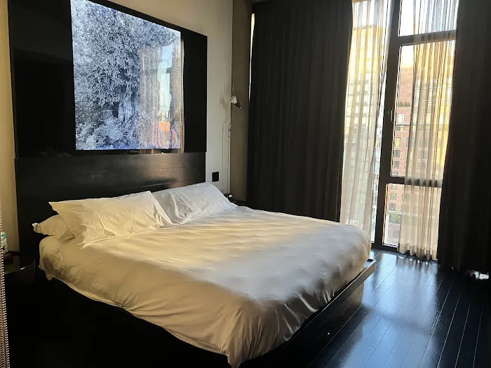 SIXTY LES Hotel Picture 9
