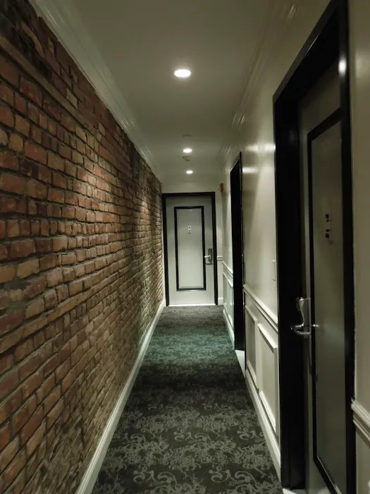 East Village Hotel Picture 10