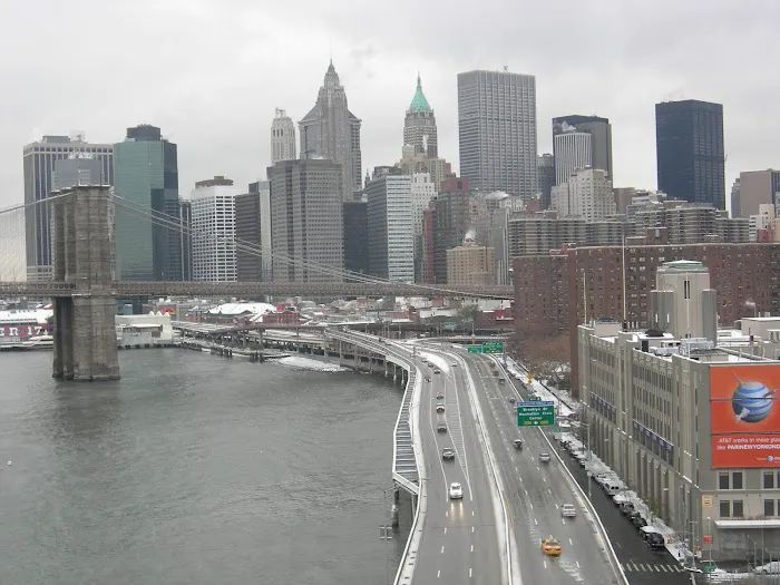 East River Greenway Picture 6