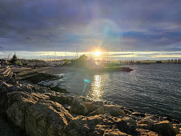 Pier 3 Greenway Terrace Picture 9