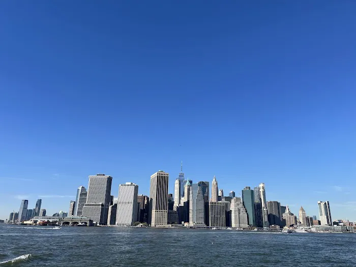 Brooklyn Bridge Park Pier 6 Liberty Lawn Picture 1