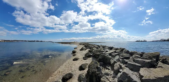 Cove Island Wildlife Sanctuary Picture 3