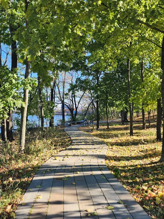 Richmond Terrace Park Picture 6