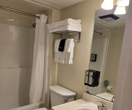 Meadowlands Plaza Hotel