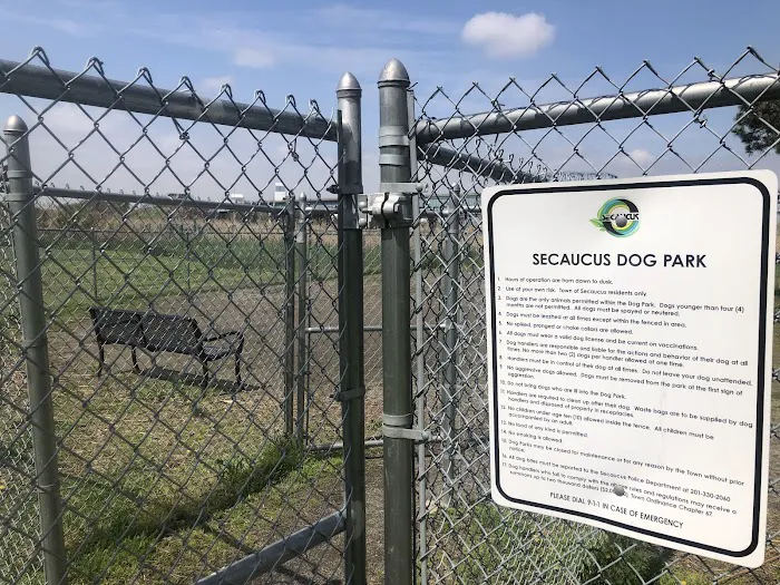 Snipes Park Dog Run Picture 7