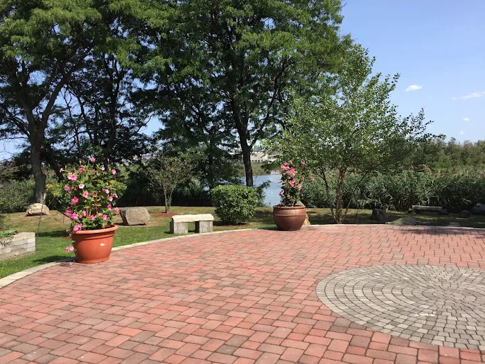 Sadhu Vaswani Meditation Garden Picture 6