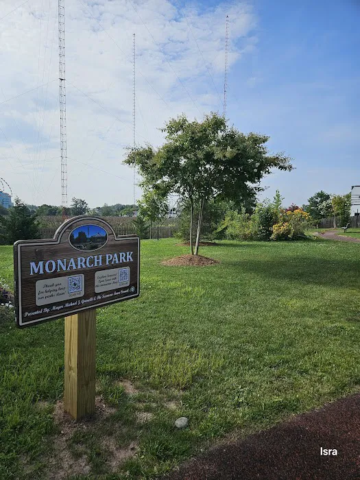 Monarch Park Picture 9