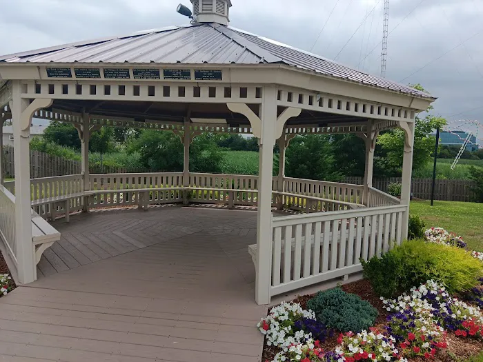 Monarch Park Picture 6