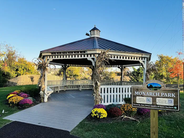 Monarch Park Picture 8