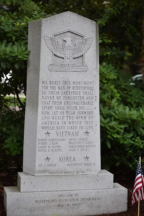 Lincoln Park Picture 8
