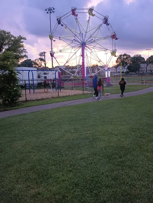 Christopher Columbus Park Picture 6