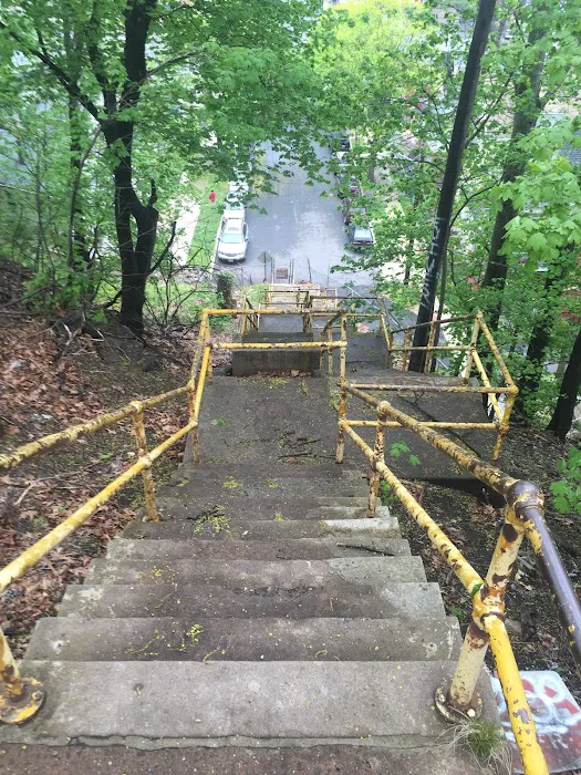 Latona Griffin Park Picture 3
