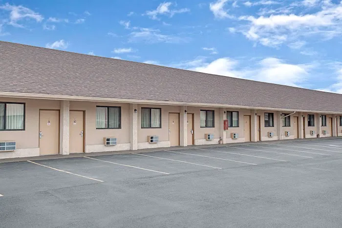 Sunset Motel Picture 3