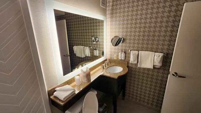 Holiday Inn & Suites Parsippany Fairfield by IHG Picture 1