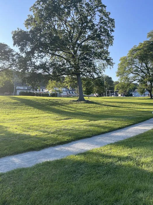 Goffle Brook Park Baseball Field Parking Picture 8