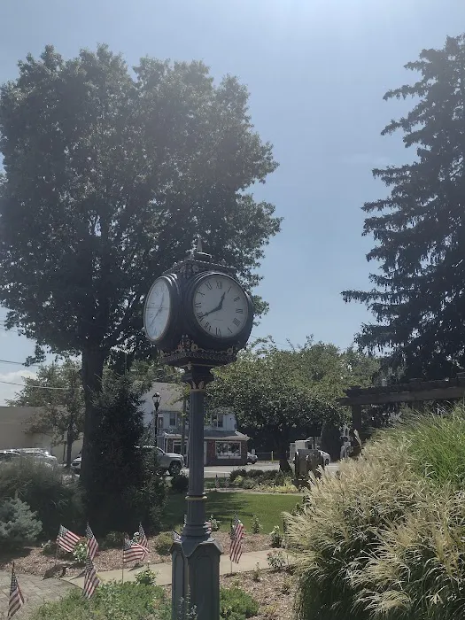 Veterans Plaza Picture 8