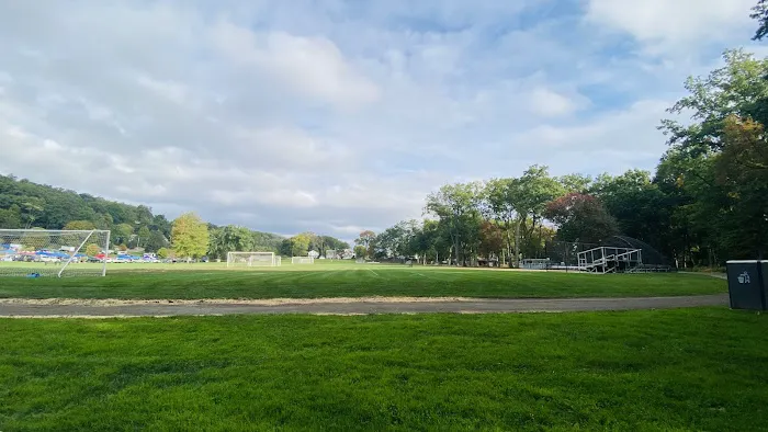 Goffle Brook Dog Park Picture 2