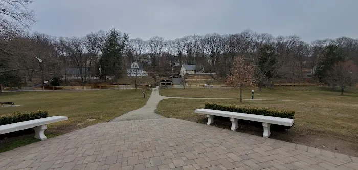 Goffle Park Picture 1