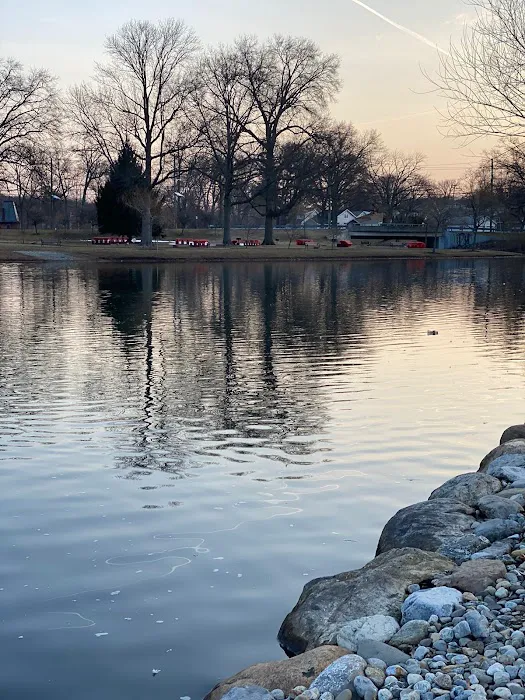 Goffle Park Picture 5