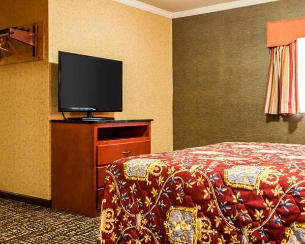 Rodeway Inn Picture 10