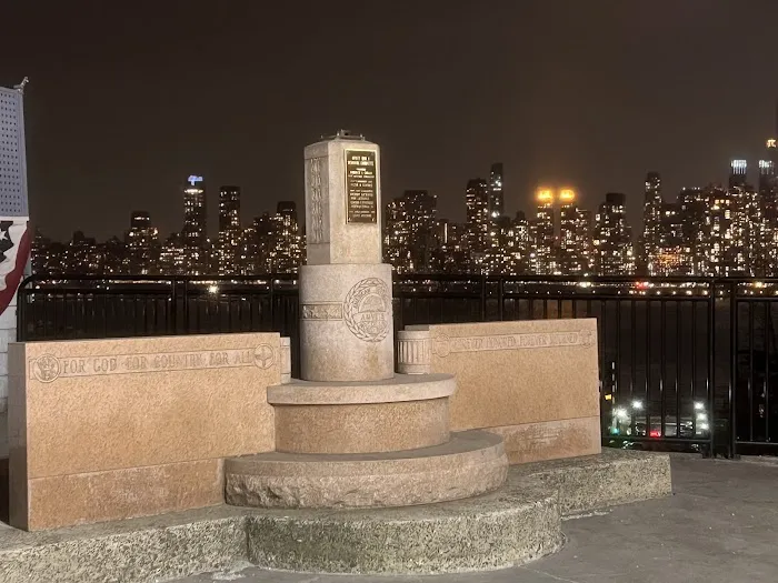 War Memorial Picture 7