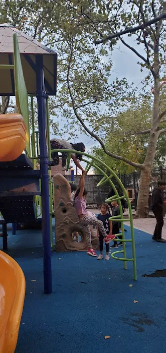 50th Street Park Picture 2