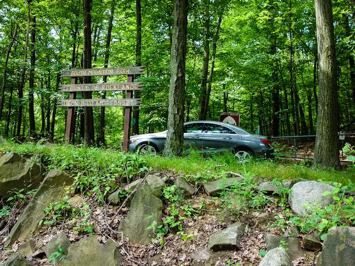 South Mountain County Park Trailhead Picture 6