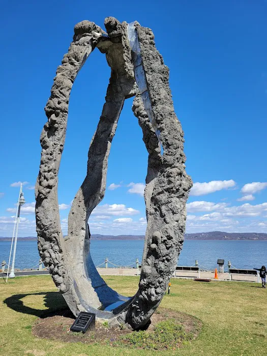 Haverstraw Waterfront Promenade Park Picture 5
