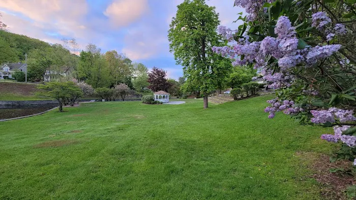 Veterans Memorial Park Picture 4