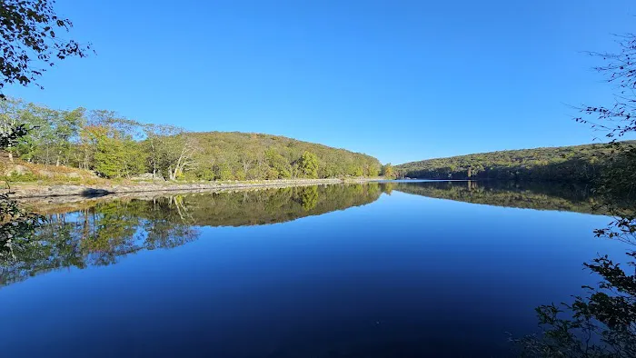 Lake Askoti Picture 8
