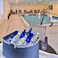 Holiday Inn Express & Suites Peekskill-Lower Hudson Valley by IHG ico