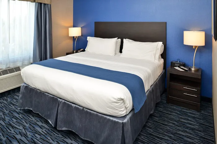 Holiday Inn Express & Suites Peekskill-Lower Hudson Valley by IHG Picture 5