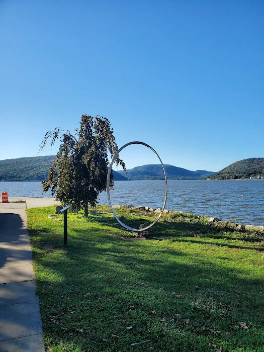 Riverfront Park Picture 1