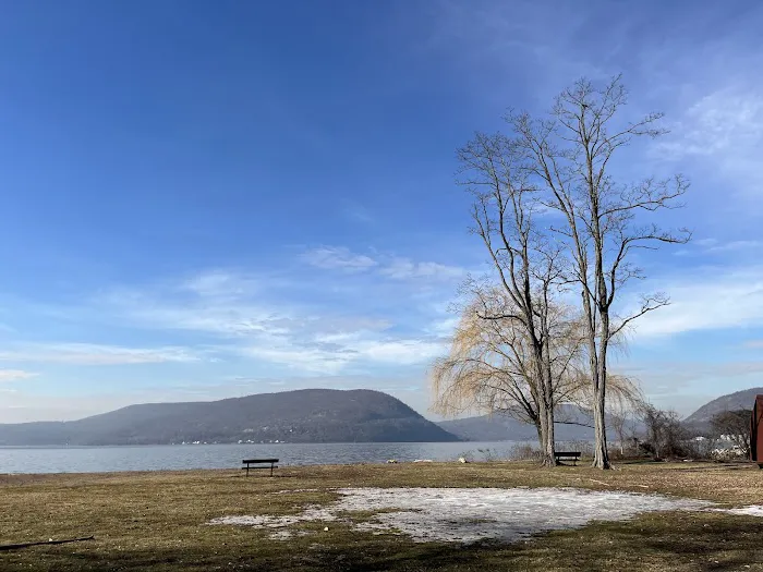 Riverfront Park Picture 7