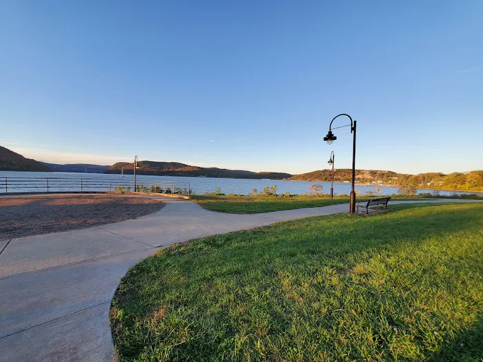Charles Point Park Picture 3