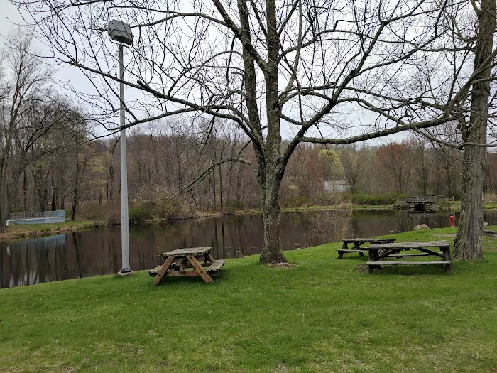 Lewisboro Town Park Picture 3