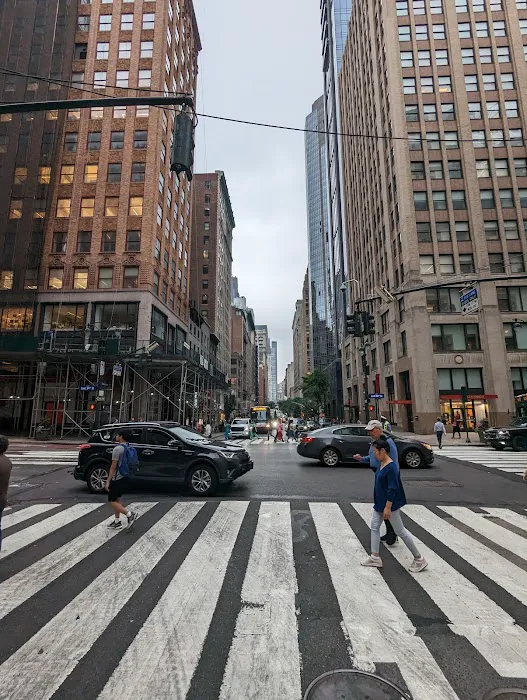 34th & Madison by BridgeStreet Picture 3