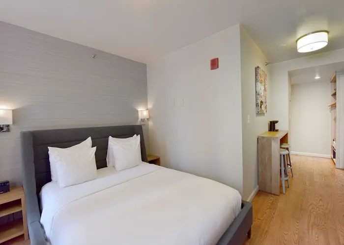 Hotel 32 32 Picture 5