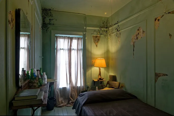 Carlton Arms Hotel Picture 1