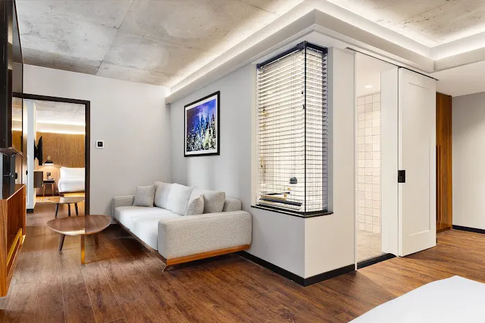 Grayson Hotel - The Unbound Collection by Hyatt Picture 3