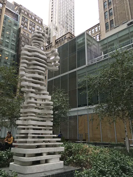 Verizon Plaza Picture 4