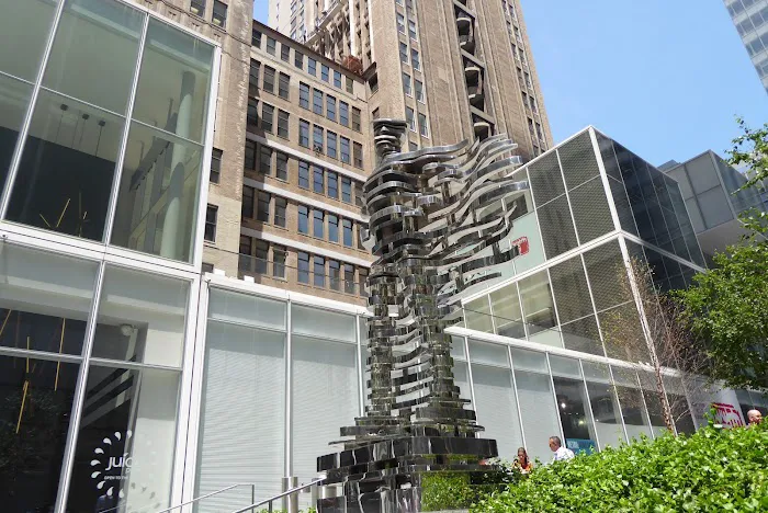 Verizon Plaza Picture 1