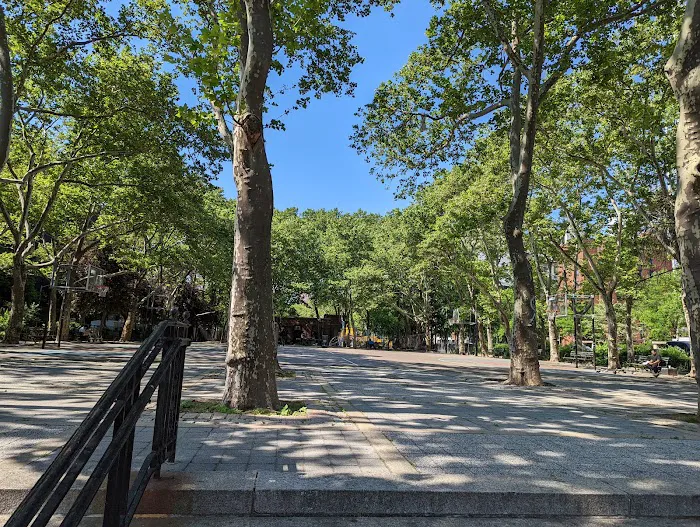 Sara D. Roosevelt Park Picture 10