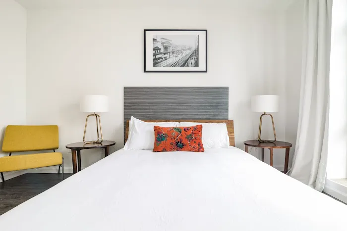 138 Bowery Picture 10