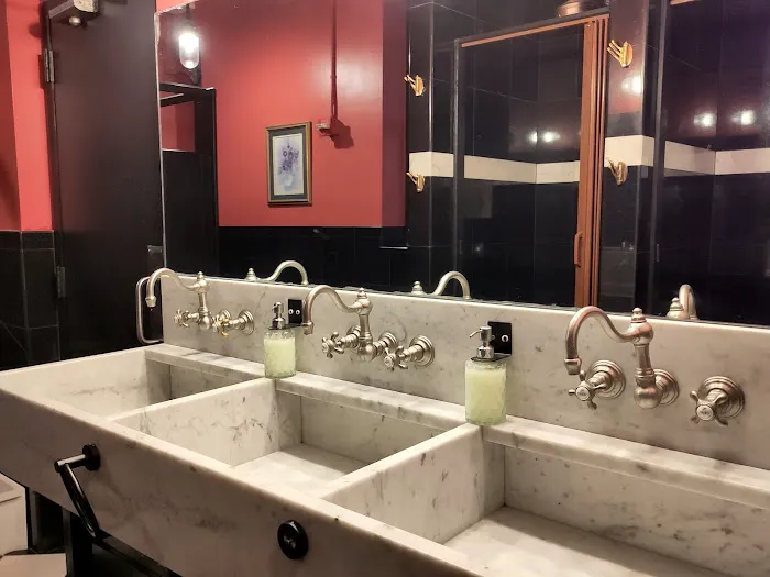 The Nolita Express Hostel Picture 3