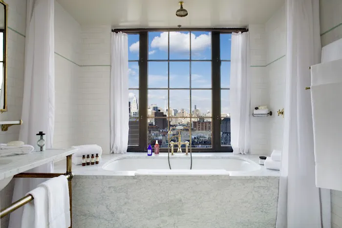 The Bowery Hotel Picture 2