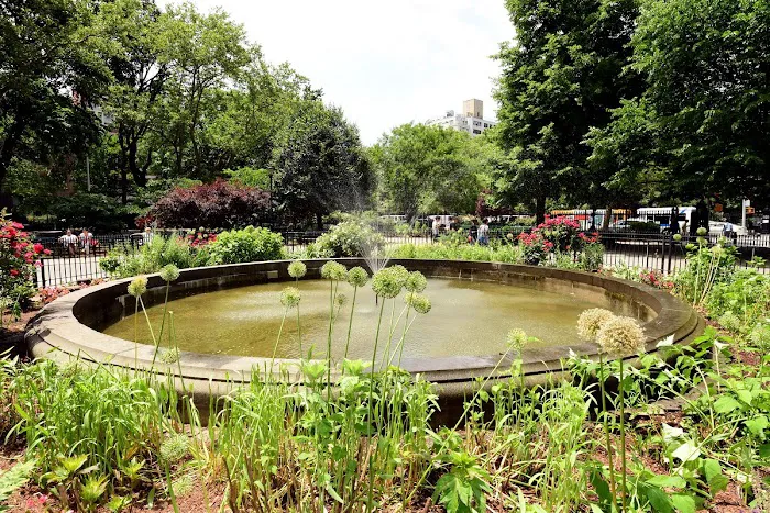 Stuyvesant Square Park Picture 5