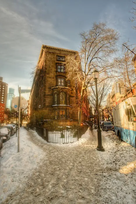 Renwick Triangle Picture 7