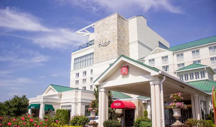 Hilton Garden Inn New York/Staten Island Picture 1