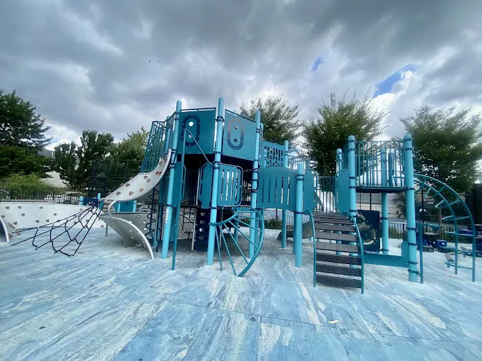 Levy Playground Picture 8